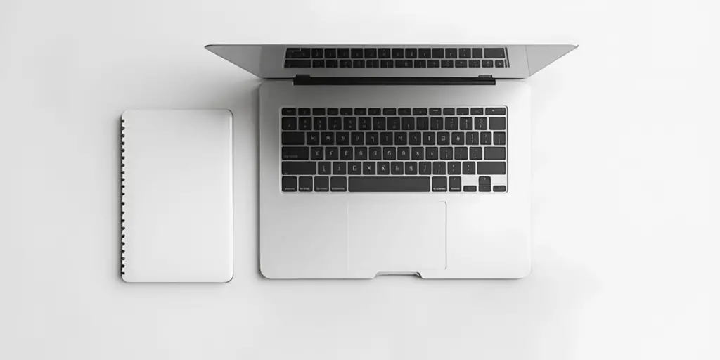 Scrivania al Coworking Trieste Centro